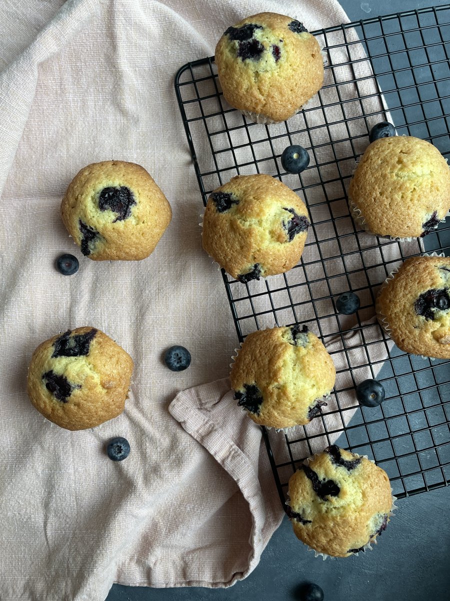 Blåbær muffins med hvid chokolade